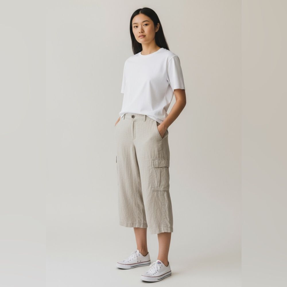 Eileen Fisher Linen Cargo Pants Cropped Beige Size Medium Hook Eye Closure